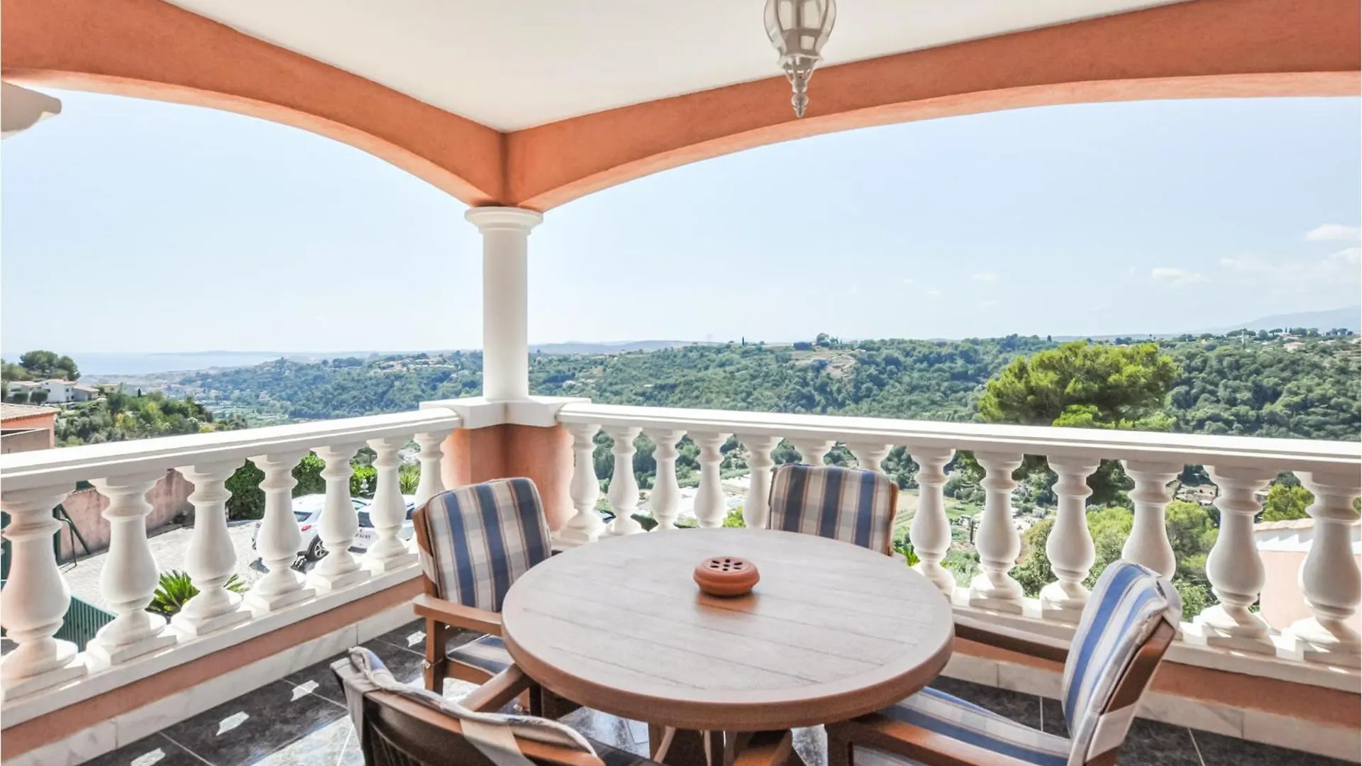 Amazing Home In Cagnes Sur Mer كانيو سور مير