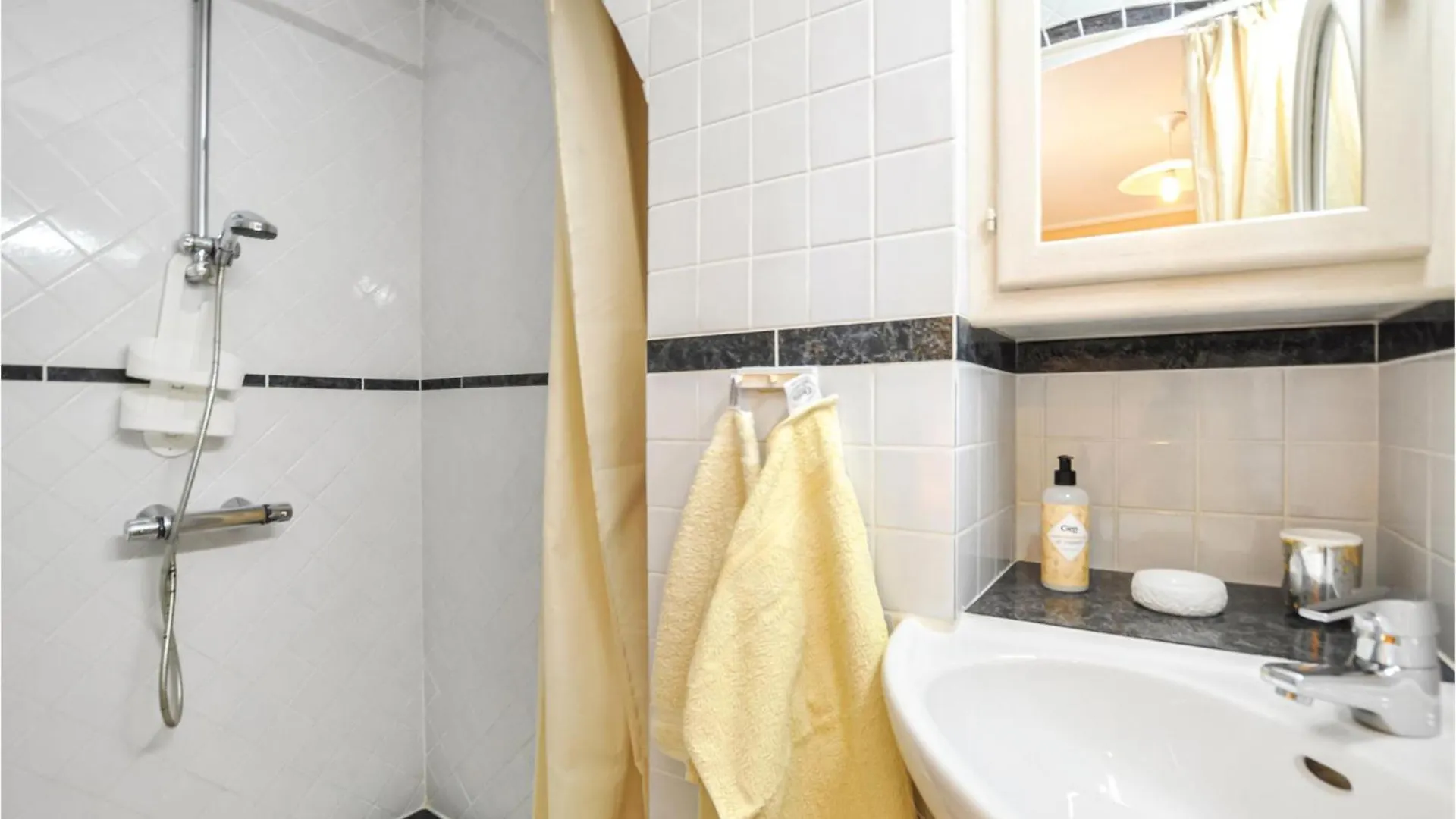 Amazing Home In Cagnes Sur Mer Cagnes-sur-Mer